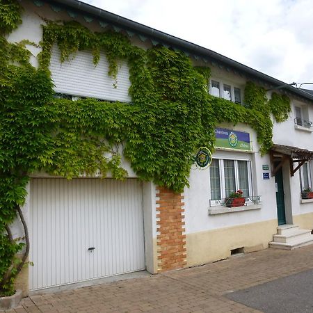 Les Chambres De Solgne Exterior photo